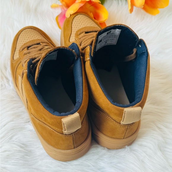 Veja V-15 Nubuck High Top Sneakers - Picture 7 of 9